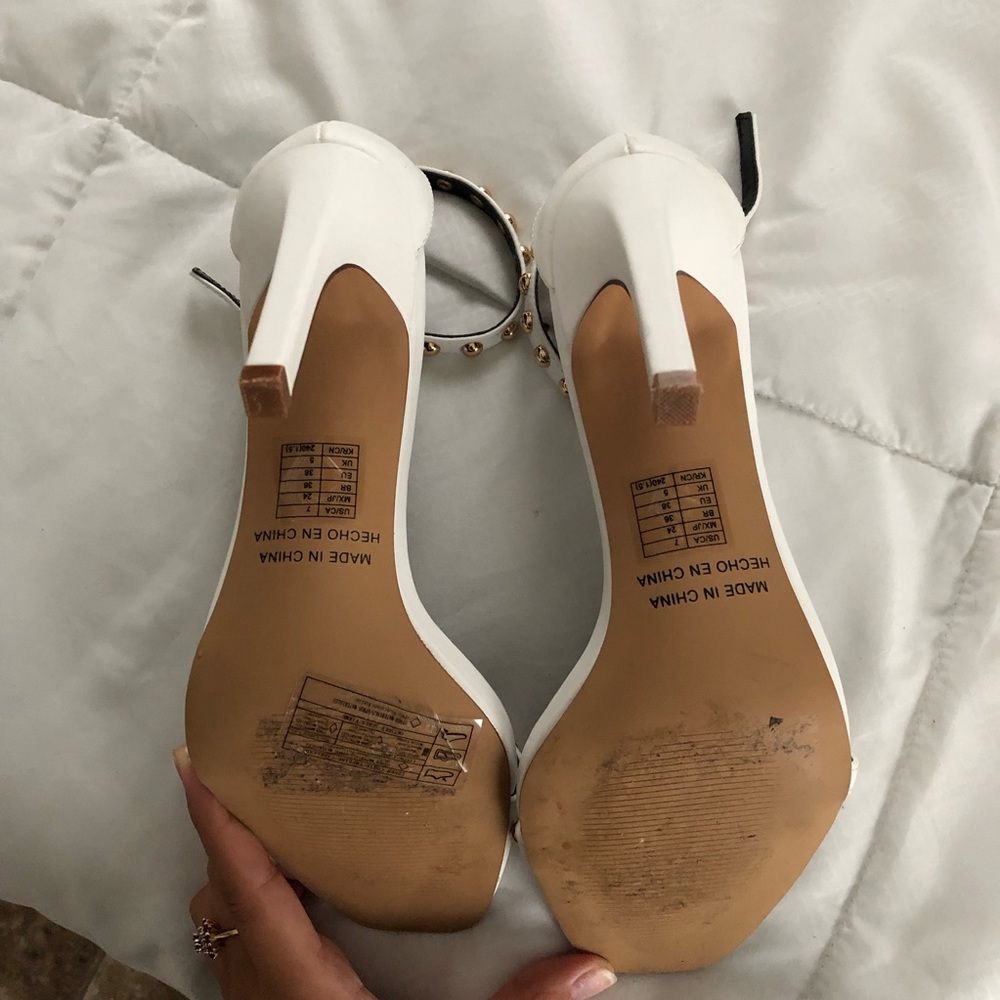 White stud heels - Picture 3 of 3